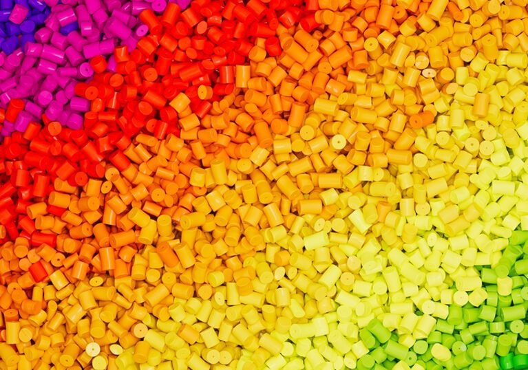 How_to_Choose_the_Right_Plastic_Granules_for_Your_Applications
